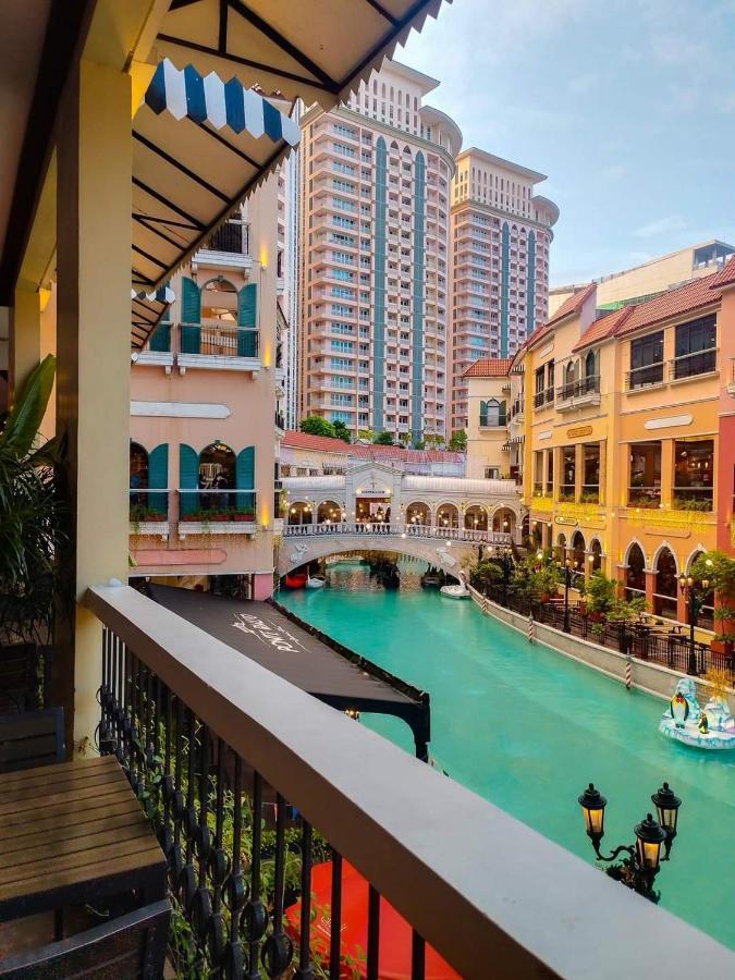 Venice Luxury Residences Тагуиг Екстериор снимка